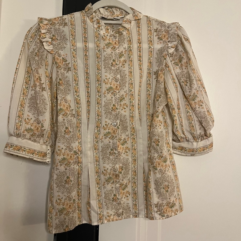Vintage blouse from Fay’s closet